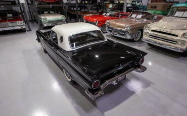 Ford-Thunderbird-1957-Convertible-18