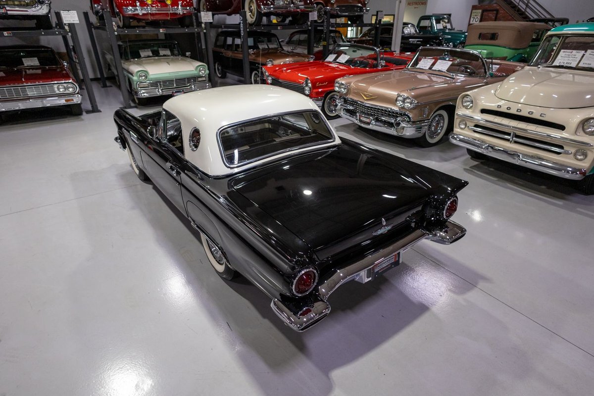 Ford-Thunderbird-1957-Convertible-18