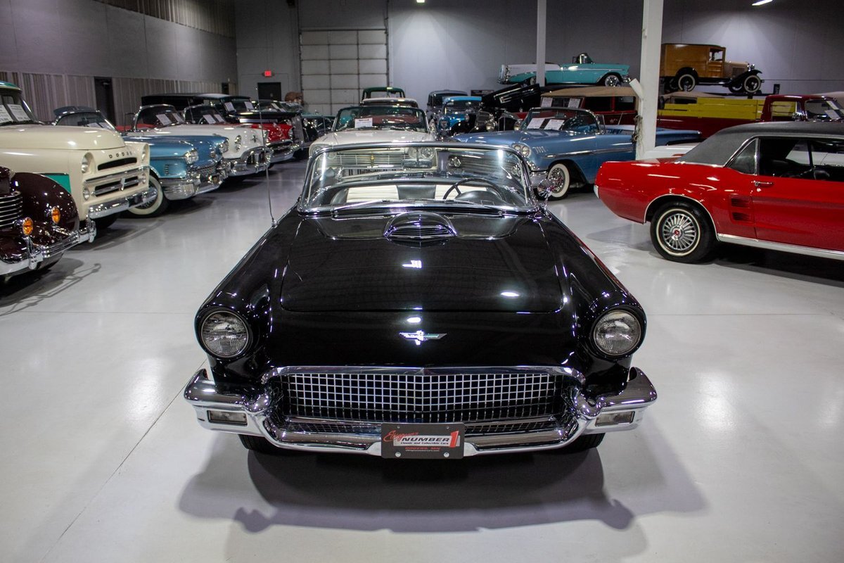 Ford-Thunderbird-1957-Convertible-21