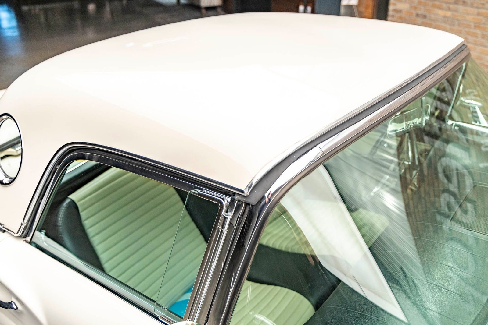 Ford-Thunderbird-1957-Convertible-21