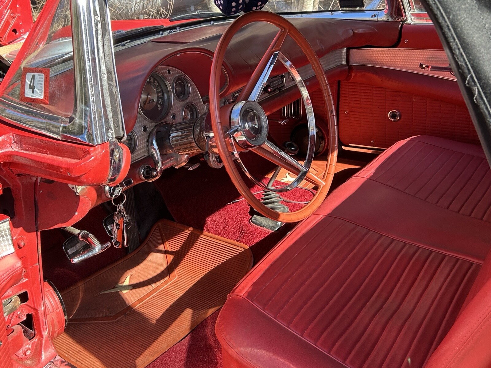 Ford-Thunderbird-1957-Convertible-22