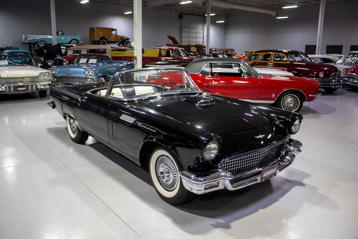 Ford-Thunderbird-1957-Convertible-22