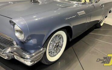 Ford-Thunderbird-1957-Convertible-23