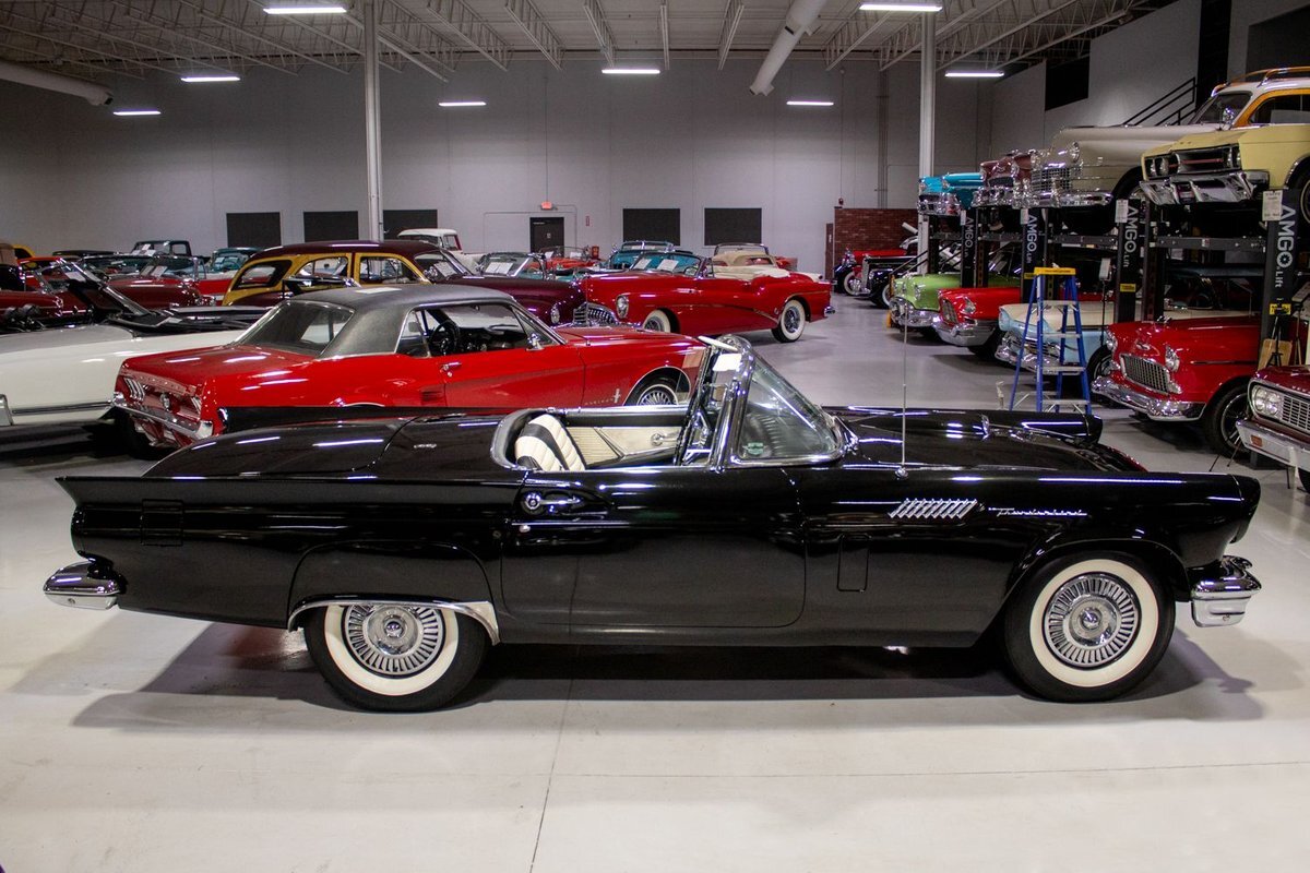 Ford-Thunderbird-1957-Convertible-23