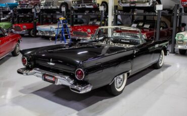 Ford-Thunderbird-1957-Convertible-24