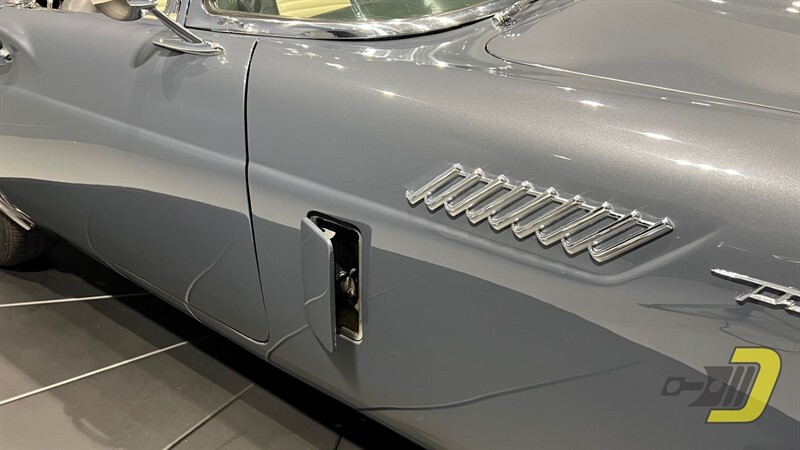 Ford-Thunderbird-1957-Convertible-25
