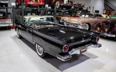 Ford-Thunderbird-1957-Convertible-26