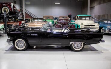 Ford-Thunderbird-1957-Convertible-27