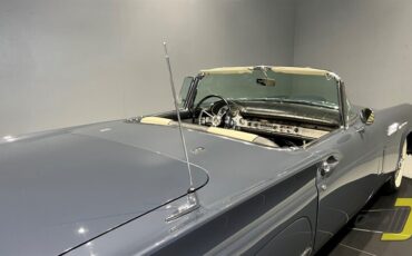 Ford-Thunderbird-1957-Convertible-28