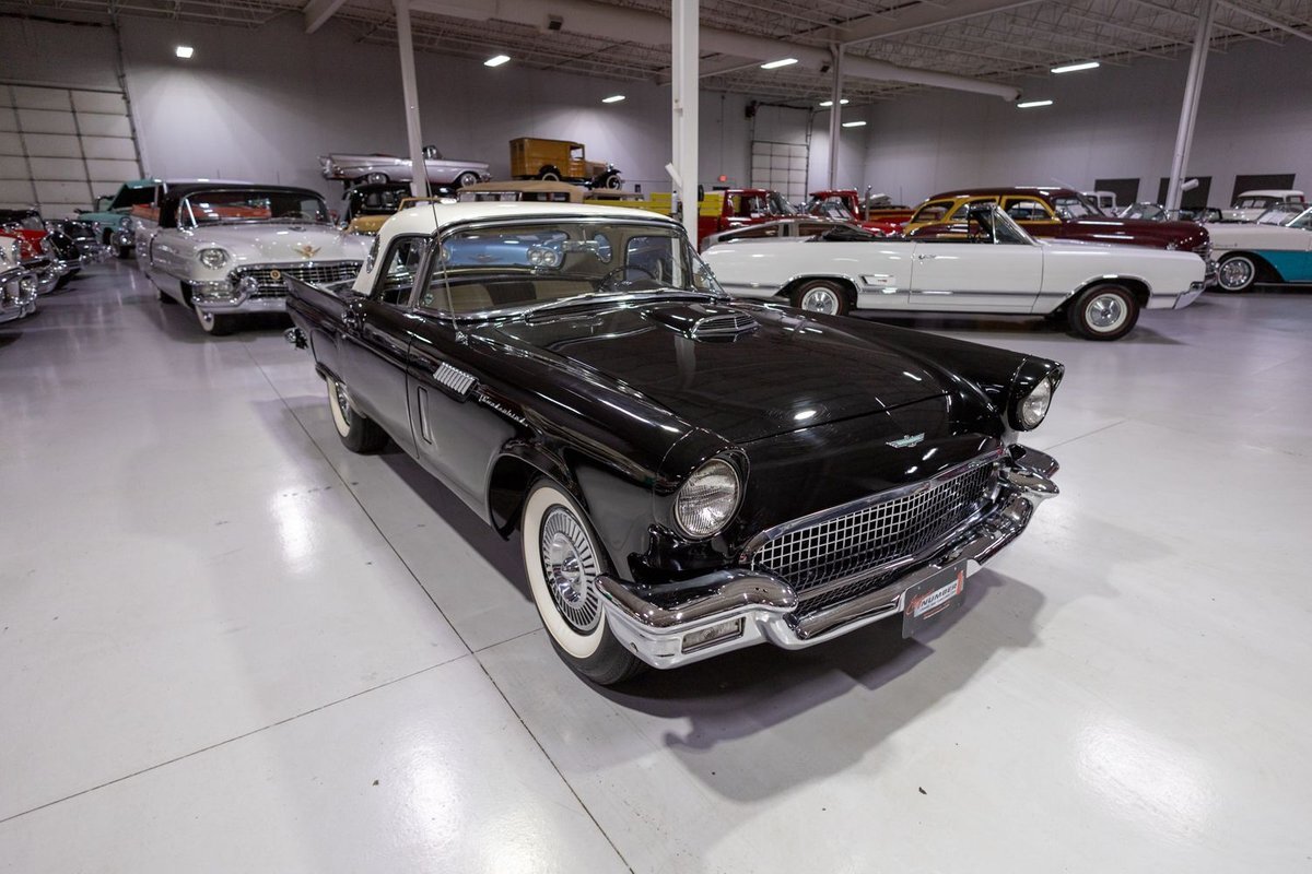 Ford-Thunderbird-1957-Convertible-30