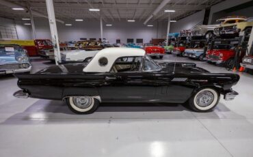 Ford-Thunderbird-1957-Convertible-31