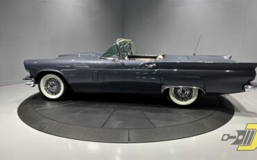 Ford-Thunderbird-1957-Convertible-33