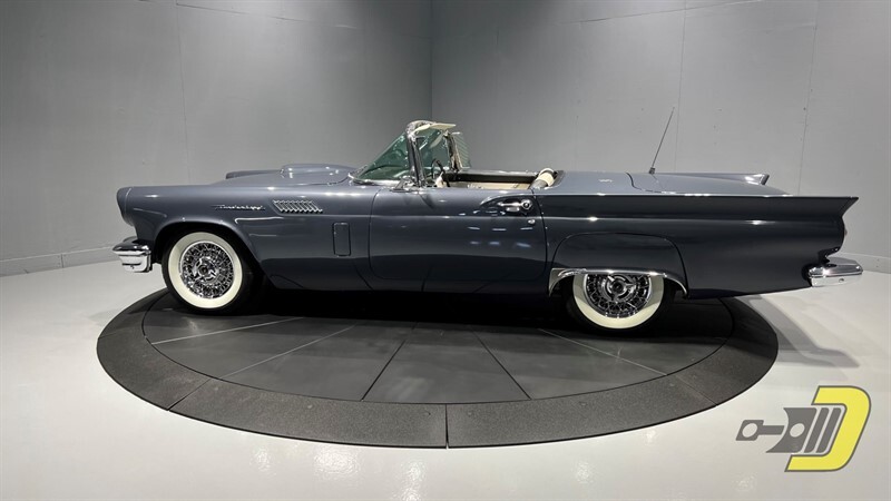 Ford-Thunderbird-1957-Convertible-33