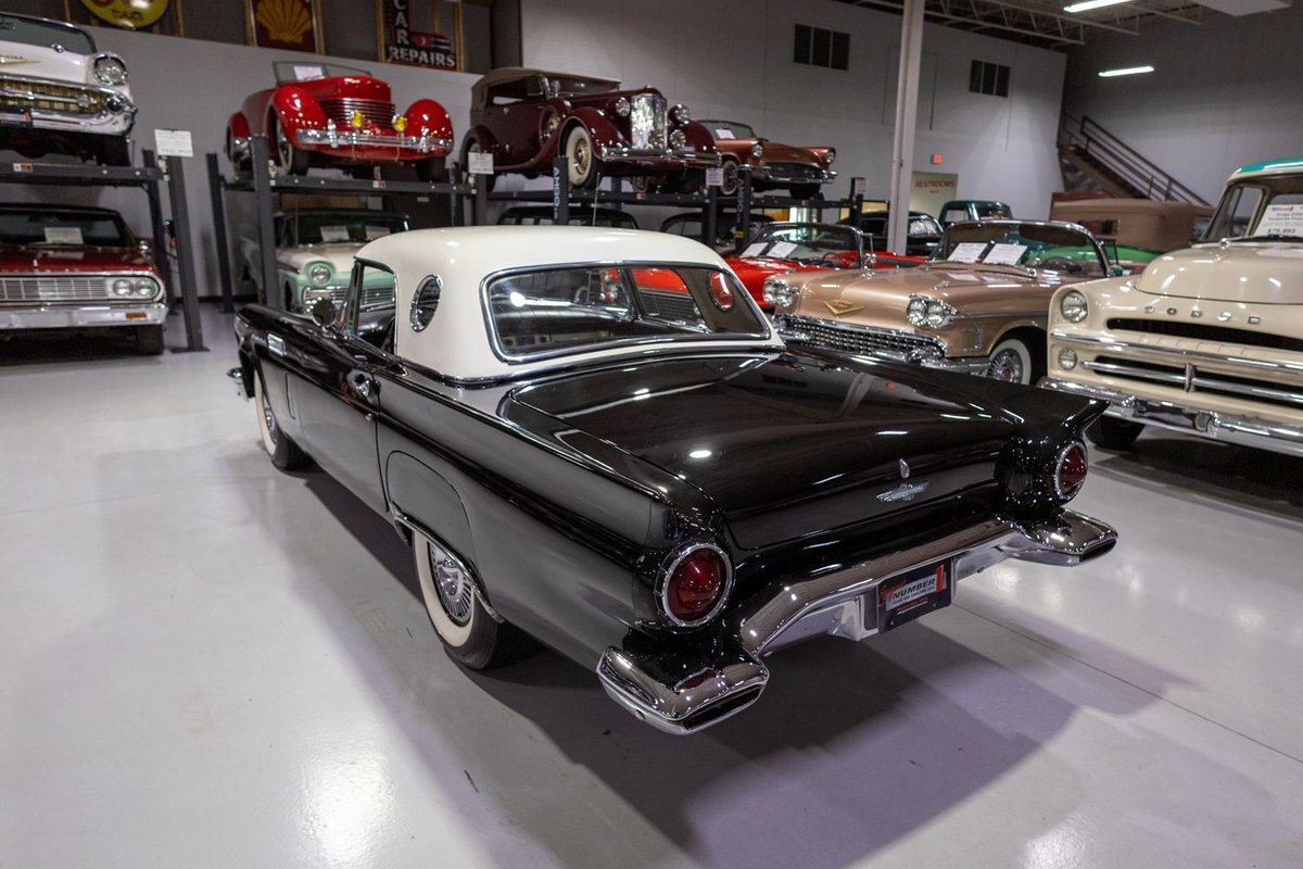 Ford-Thunderbird-1957-Convertible-34