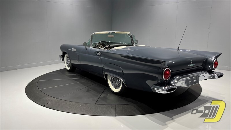 Ford-Thunderbird-1957-Convertible-35