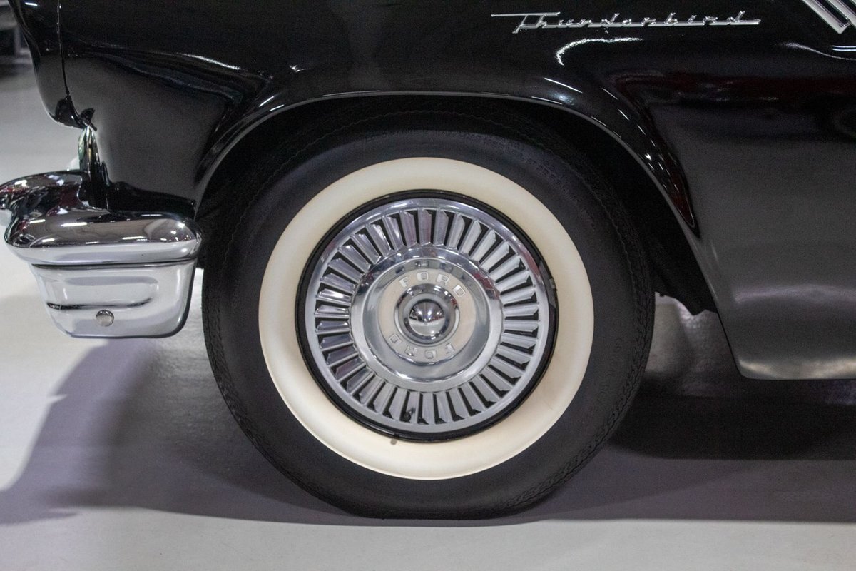 Ford-Thunderbird-1957-Convertible-37