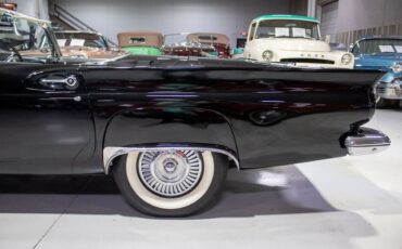 Ford-Thunderbird-1957-Convertible-38