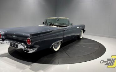 Ford-Thunderbird-1957-Convertible-38