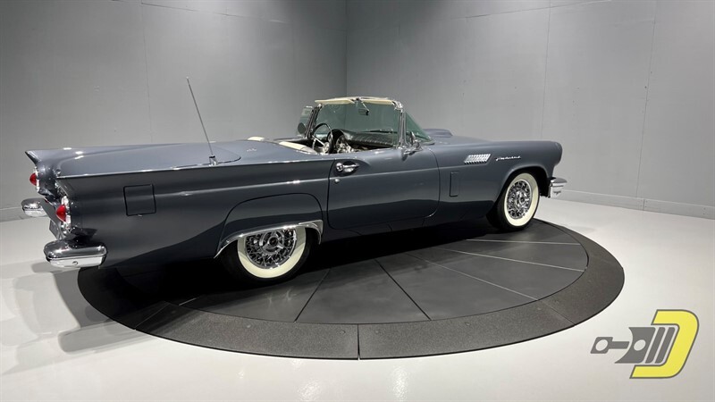 Ford-Thunderbird-1957-Convertible-39