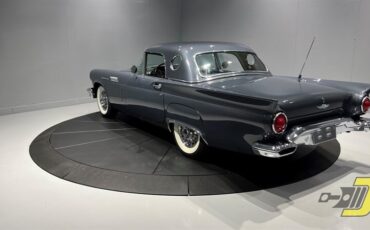 Ford-Thunderbird-1957-Convertible-4