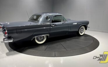 Ford-Thunderbird-1957-Convertible-8