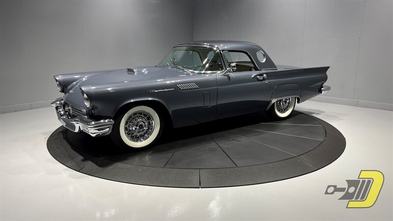 Ford Thunderbird 1957 Convertible