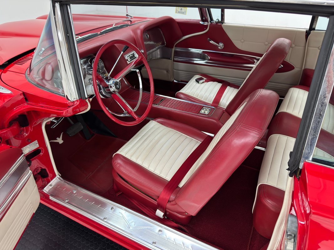 Ford-Thunderbird-1958-Hardtop-39