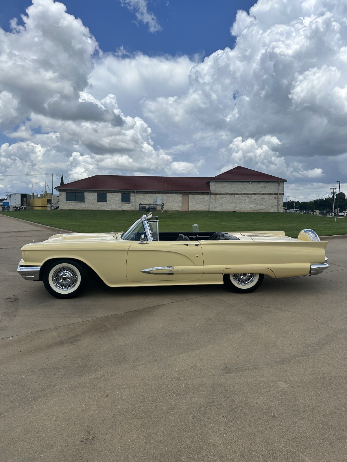 Ford-Thunderbird-1959-Convertible-1