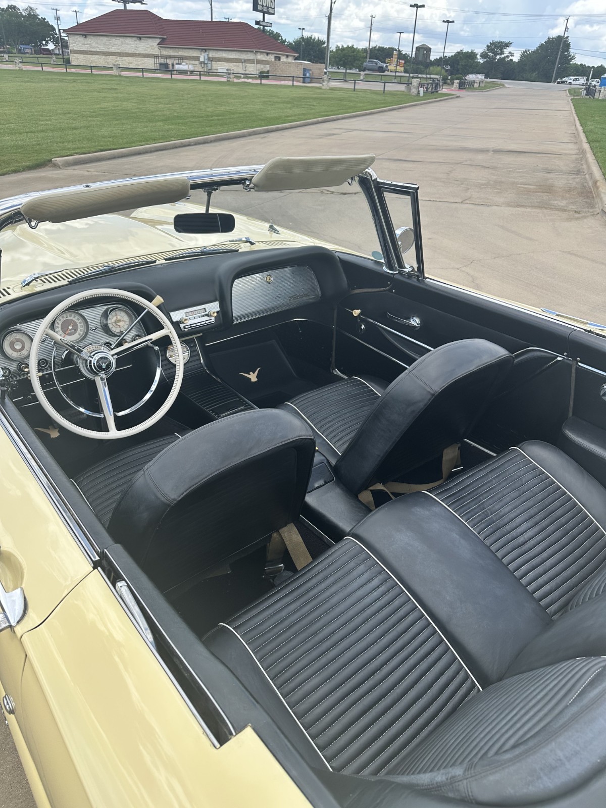 Ford-Thunderbird-1959-Convertible-8