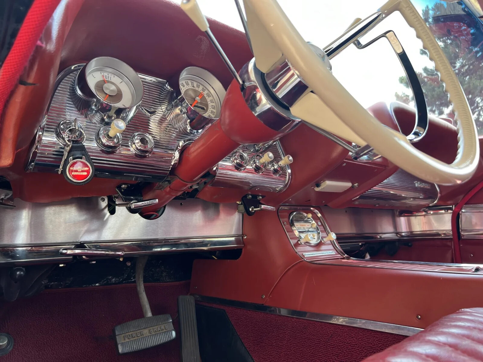 Ford-Thunderbird-1960-Convertible-11