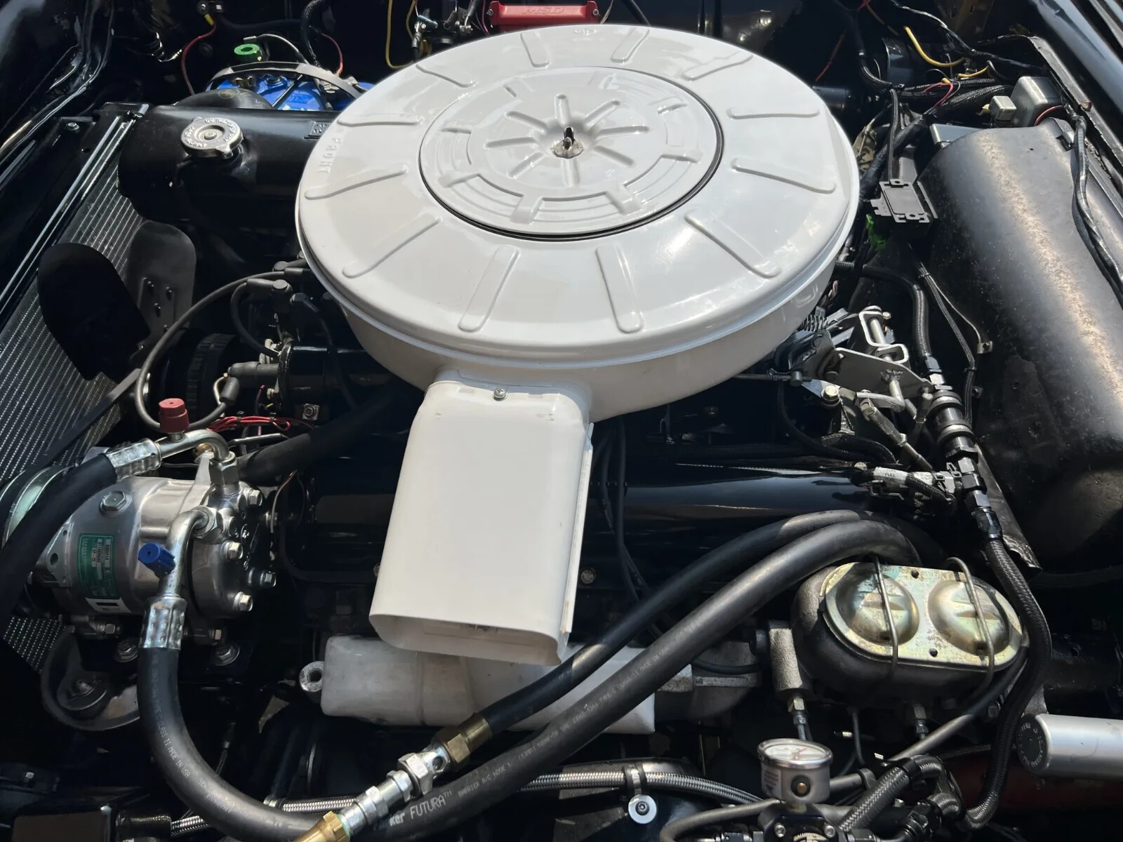 Ford-Thunderbird-1960-Convertible-23