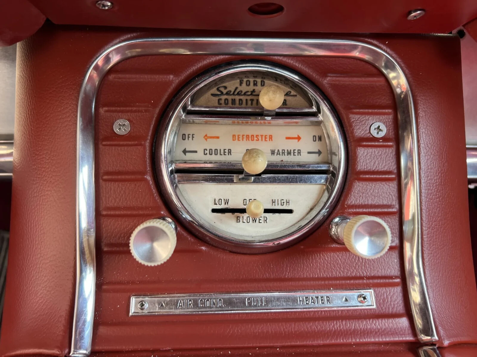 Ford-Thunderbird-1960-Convertible-29