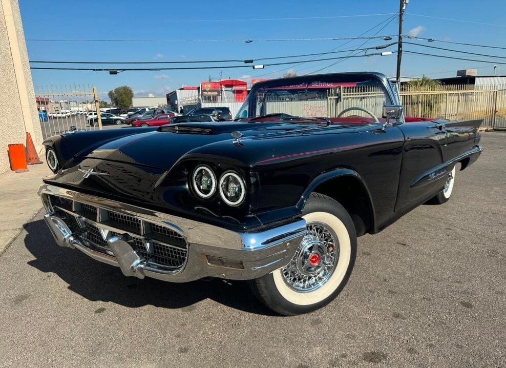 Ford-Thunderbird-1960-Convertible-3