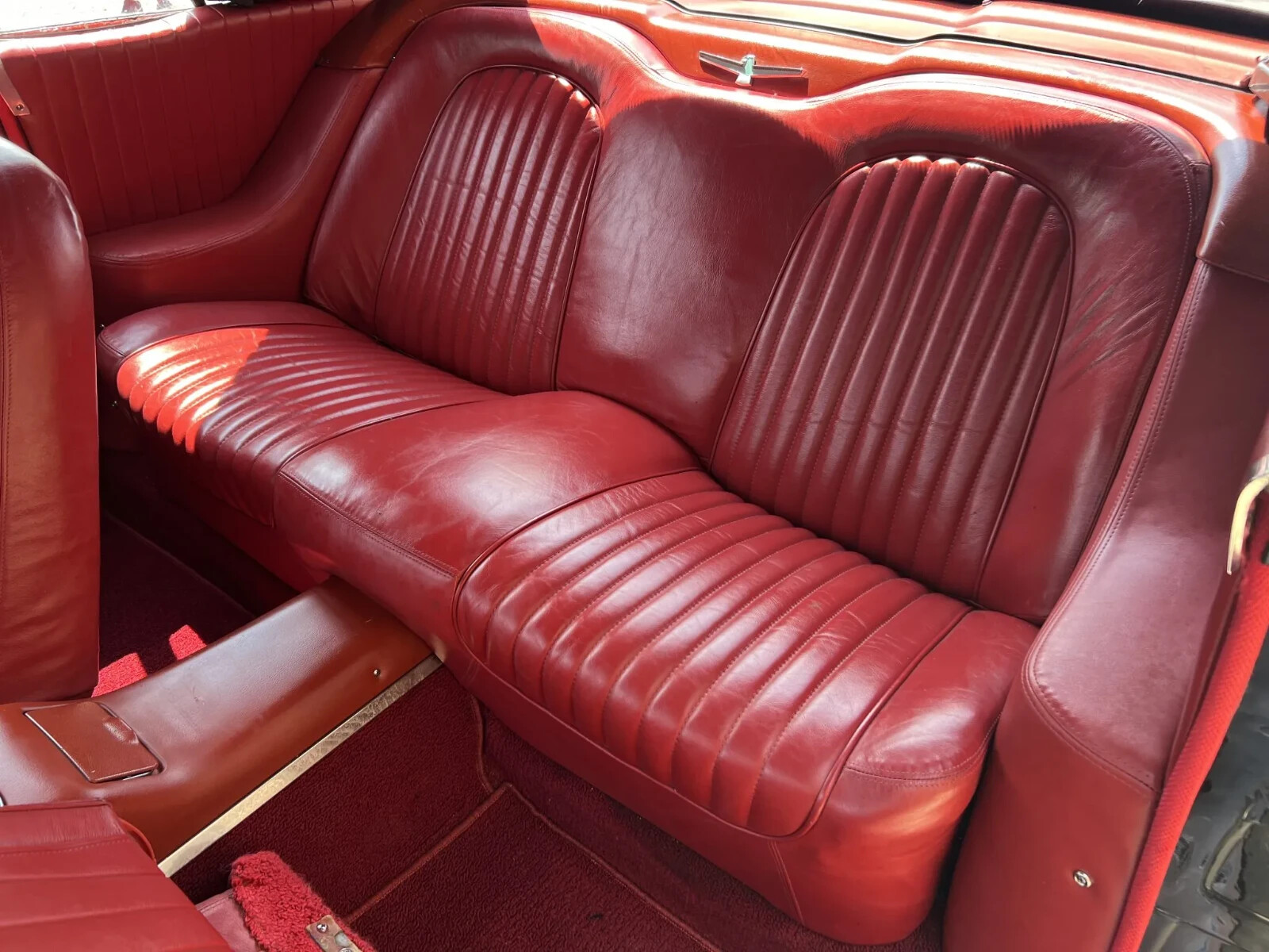 Ford-Thunderbird-1960-Convertible-31