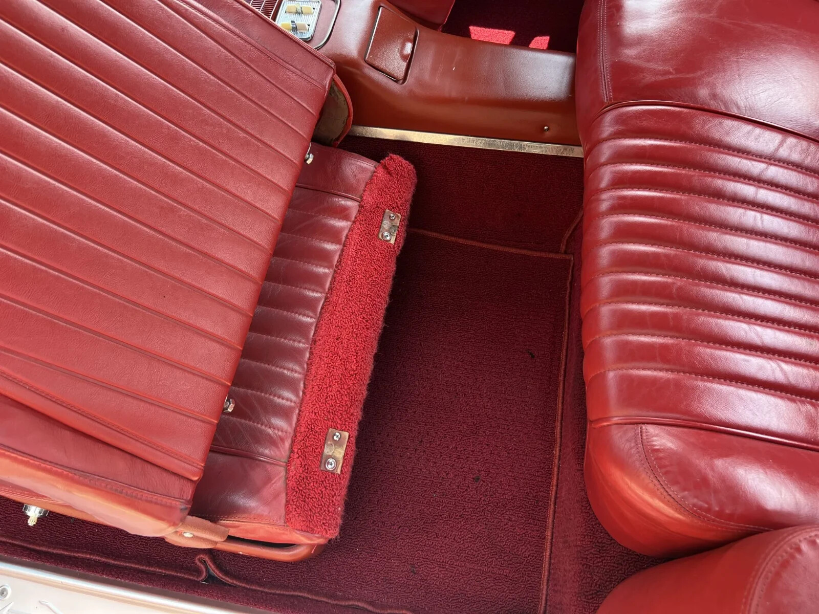 Ford-Thunderbird-1960-Convertible-32