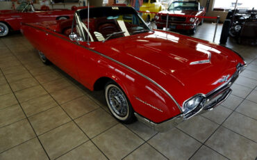 Ford-Thunderbird-1961-Classic-Car-11