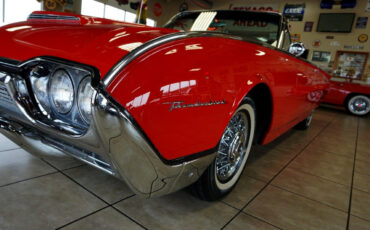 Ford-Thunderbird-1961-Classic-Car-15