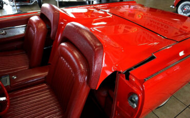 Ford-Thunderbird-1961-Classic-Car-22