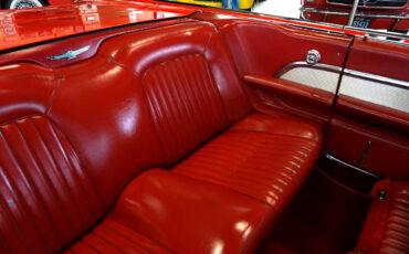 Ford-Thunderbird-1961-Classic-Car-27