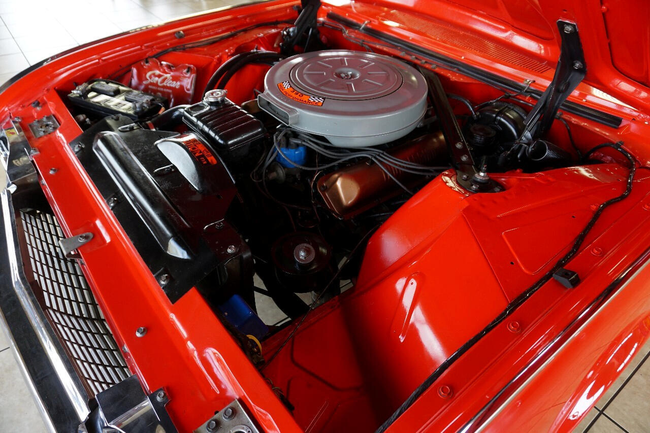 Ford-Thunderbird-1961-Classic-Car-32