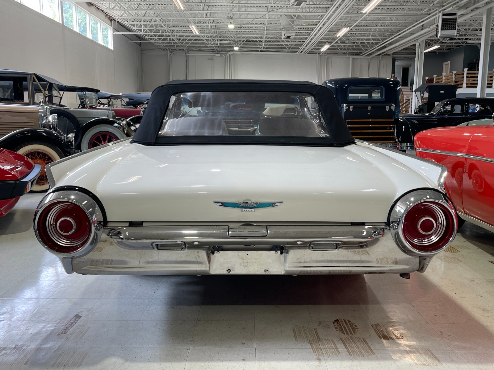 Ford-Thunderbird-1962-Convertible-10