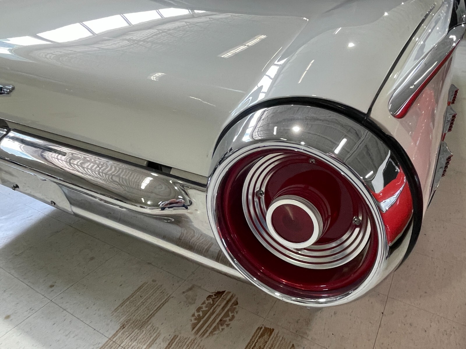 Ford-Thunderbird-1962-Convertible-16