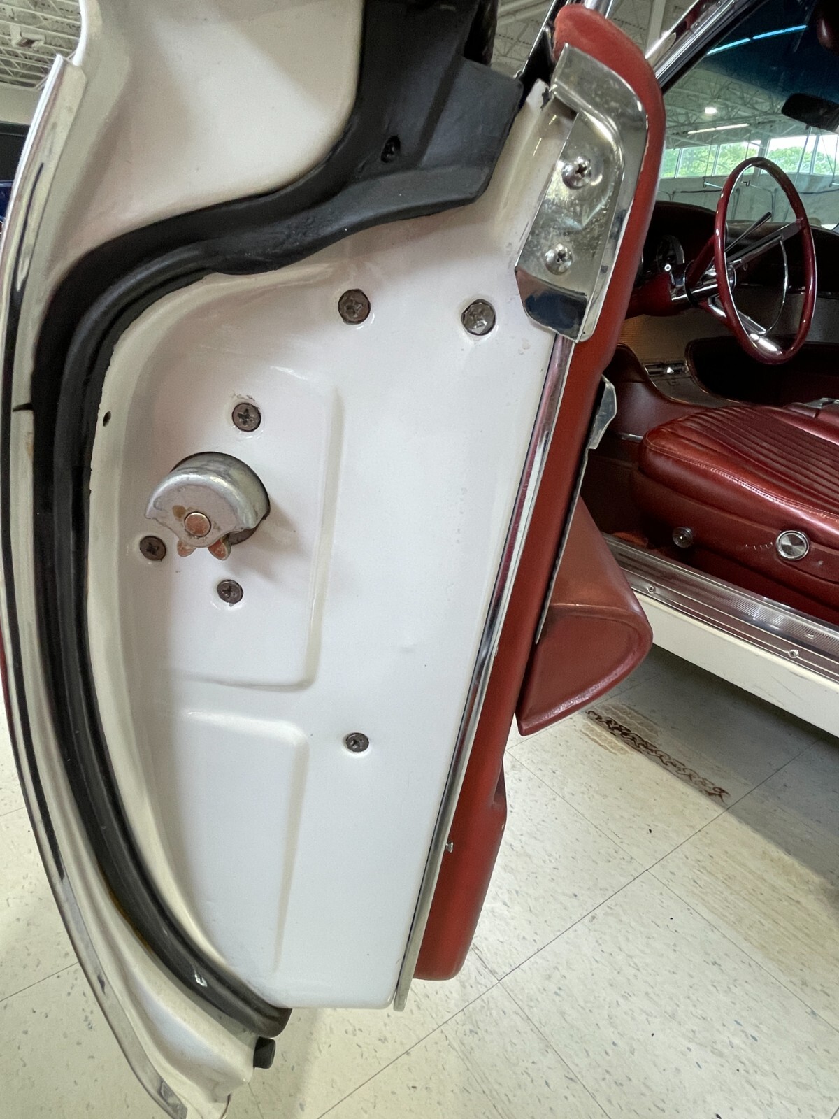 Ford-Thunderbird-1962-Convertible-27