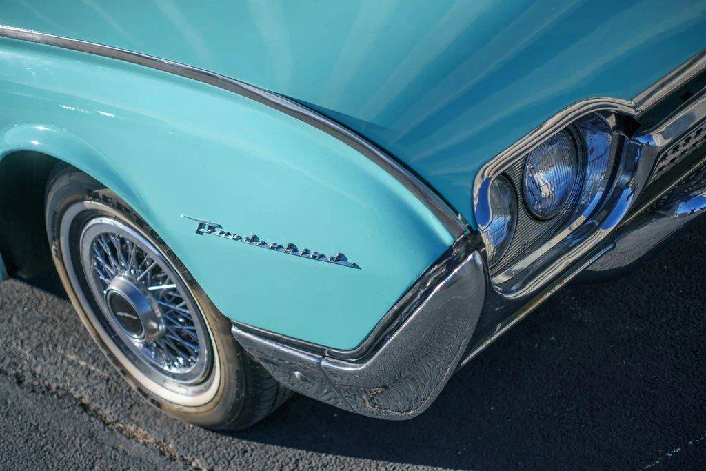 Ford-Thunderbird-1962-blue-11