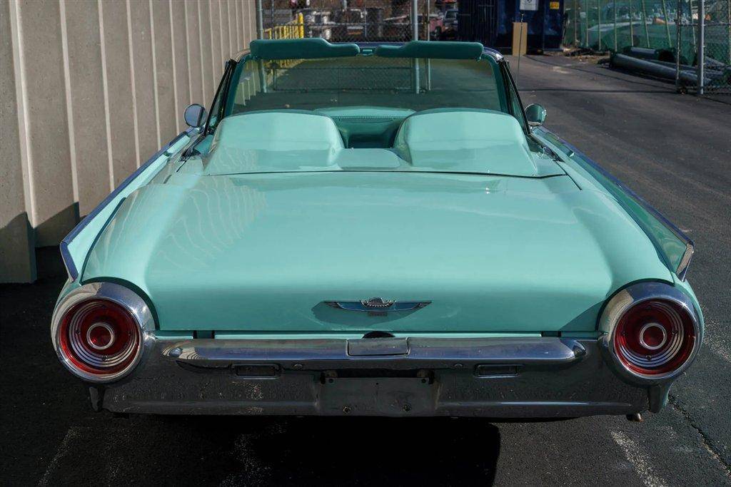 Ford-Thunderbird-1962-blue-18