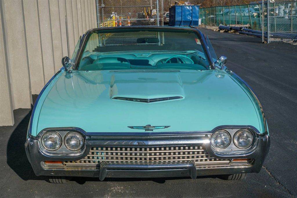 Ford-Thunderbird-1962-blue-3