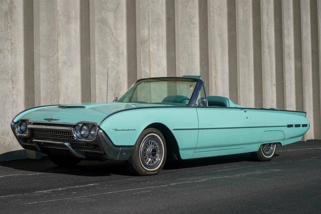 Ford-Thunderbird-1962-blue-4
