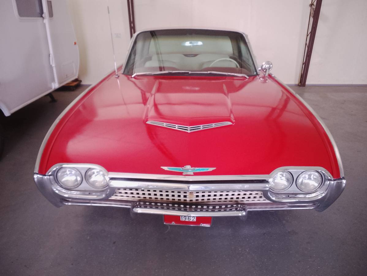 Ford Thunderbird  1962 red