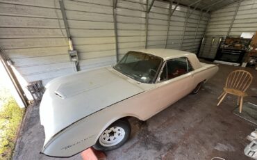 Ford-Thunderbird-1963-Coupe-4