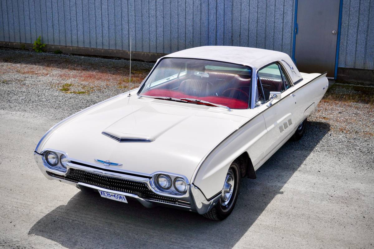 Ford Thunderbird  1963 white
